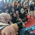 Momen Sri Mulyani & Pratikno Ikut Wawancara Doorstop Jokowi