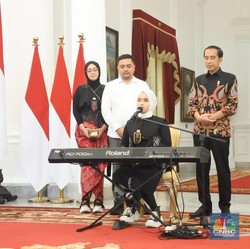 Putri Ariani Nyanyi di Istana, Dapat Sangu dari Jokowi