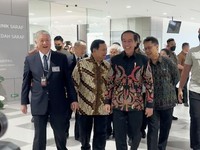Keakraban Jokowi, Prabowo, dan Sang 'Naga', Penuh Tawa di PIK