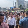 Jokowi Cek Pasar: Beras Gak Ada Masalah, Harga Rp9.000 Bagus