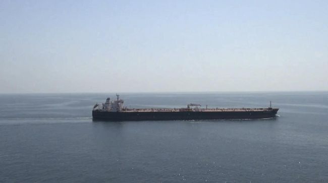 Kapal Tanker Raksasa Meledak Misterius Usai Singgah di Rusia, Ada Apa?