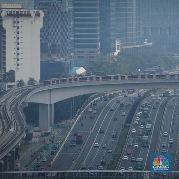 Ini Penampakan Lengkung LRT yang Bikin Heboh Salah Desain!