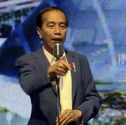 Aksi Wow Jokowi Saat Pidato: Sebut Coldplay & Ngaku Ndeso