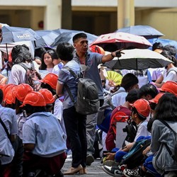 Gempa Dahsyat Guncang Filipina, Warga Panik Selamatkan Diri
