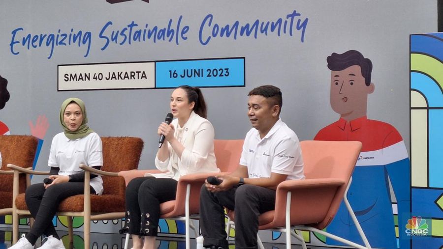 Aktris Chelsea Islan selaku Peminat Sustainable Development Goals (SDGs) menyebut sampah plastik selalu menjadi masalah utama dalam pencemaran lingkungan baik pencemaran tanah maupun laut/Khoirul Anam.