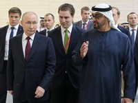 Persekongkolan Arab Saudi & Rusia Bikin Minyak Kembali Ngegas