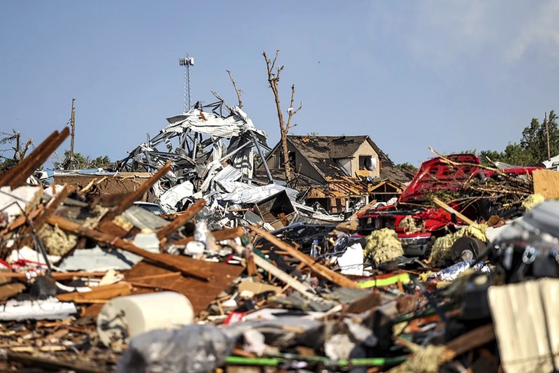 Tornado dahsyat menerjang kota di Texas utara, Amerika Serikat dan menyebabkan kehancuran. (AP/Rand McDonald) Tornado dahsyat menerjang kota di Texas utara, Amerika Serikat dan menyebabkan kehancuran. (AP/Rand McDonald)