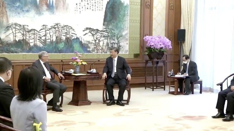 Dalam foto yang dirilis oleh Kantor Berita Xinhua China ini, Bill Gates, kiri, bertemu dengan Presiden China Xi Jinping di Beijing, Jumat, 16 Juni 2023. Dalam foto yang dirilis oleh Kantor Berita Xinhua China ini, Bill Gates, kiri, bertemu dengan Presiden China Xi Jinping di Beijing, Jumat, 16 Juni 2023. Co-founder Microsoft Bill Gates telah bertemu dengan Presiden China Xi Jinping hanya beberapa hari setelah berkunjung ke Beijing oleh CEO Tesla Elon Musk. CCTV penyiar negara menunjukkan Xi mengatakan dia senang melihat Gates, yang dia sebut sebagai
