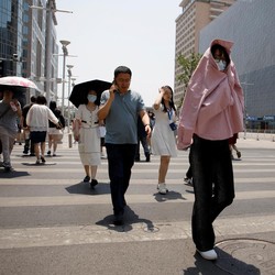 Cuaca Panas Mendidih Hantam Beijing, Suhu Tertinggi 24 Tahun