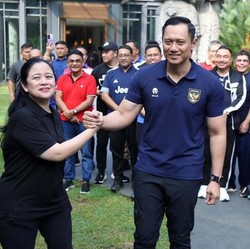 Cerita 'Kemesraan' Puan & AHY di Hutan Kota Plataran Jakarta