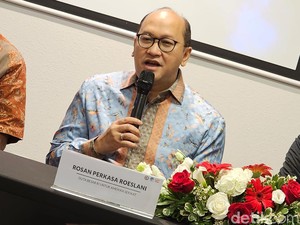 Profil Rosan Roeslani, CEO Danantara Sekaligus Menteri Investasi