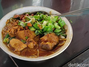 Rekomendasi Mi Ayam Lezat Hidden Gem di Kota Medan, Banyak Dicari!