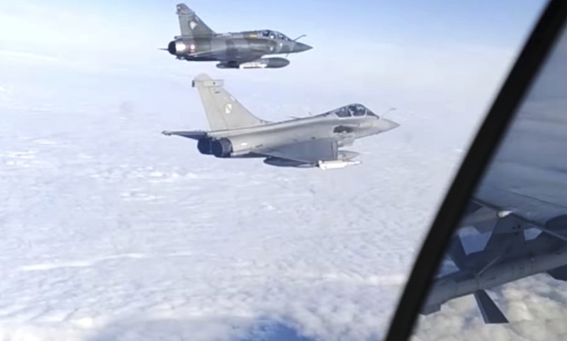 Sebuah jet tempur Eurofighter Typhoon Jerman yang berpartisipasi dalam Misi Pemolisian Udara Baltik NATO beroperasi di wilayah udara Lituania selama latihan angkatan udara Ramstein Alloy, Selasa, 25 April 2017. Sebuah jet tempur Eurofighter Typhoon Jerman yang berpartisipasi dalam Misi Pemolisian Udara Baltik NATO beroperasi di wilayah udara Lituania selama latihan angkatan udara Ramstein Alloy, Selasa, 25 April 2017. (File Foto - AP Photo/Mindaugas Kulbis)