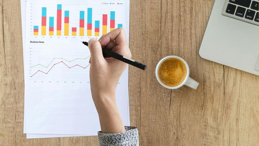 Ilustrasi Kinerja Investasi