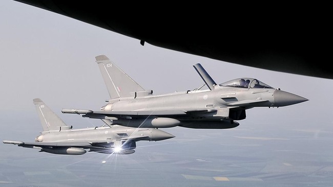 Perang Arab Makin Ngeri, Inggris Kirim Jet Tempur ke Timur Tengah