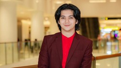 Pengakuan Ajil Ditto Suka Perempuan yang Lebih Tua