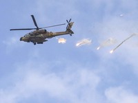 Heboh Helikopter Apache Israel Serang Warga Sendiri 7 Oktober