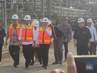 Jokowi Mendarat di Pabrik Tembaga Terbesar di Dunia di Jatim