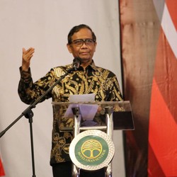 Akun Instagram Pribadi Mahfud Md Diretas!