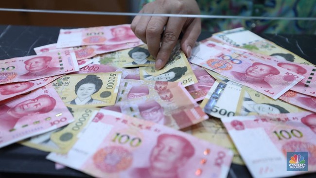 Ringgit Pimpin Asia Tendang Dolar, Won - Rupiah Malah Keok