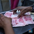 Mata uang Rupiah, Yuan, dan Won. (CNBC Indonesia/Tri Susilo)