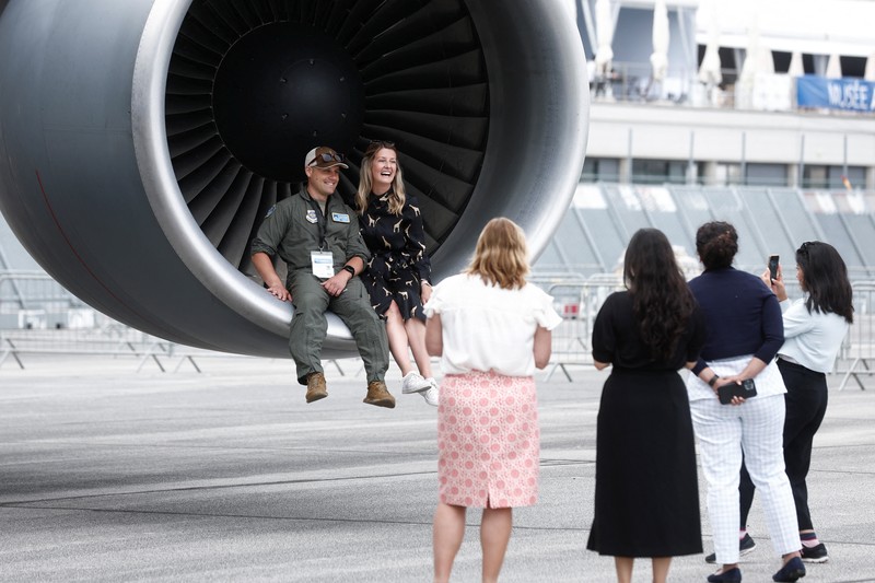 Pameran dirgantara Paris Air Show di Le Bourget, utara Paris, Prancis, Selasa (20/6/2023). Pameran dirgantara Paris Air Show di Le Bourget, utara Paris, Prancis, Selasa (20/6/2023). (AP Photo/Lewis Joly)