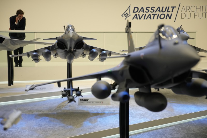 Pameran dirgantara Paris Air Show di Le Bourget, utara Paris, Prancis, Selasa (20/6/2023). (AP Photo/Lewis Joly)