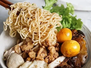 4 Perbedaan Bakmi dan Mi Ayam Menurut Netizen X, Begini Katanya