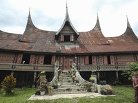 Selamat! Sumatera Barat Juara Ekonomi Syariah 2024