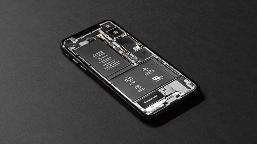 Baterai Smartphone removable. (Dok. Pexel)