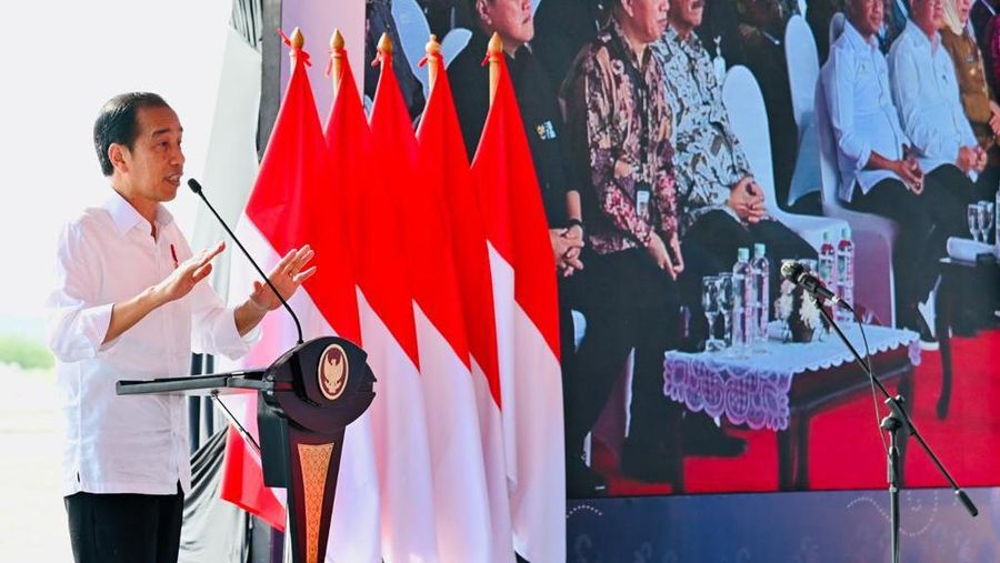 Jokowi resmikan pabrik Foil tembaga di KEK Gresik. (Dok. Sekretariat Presiden)