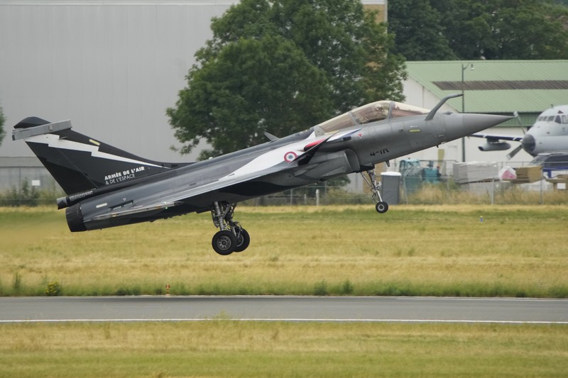 Pameran dirgantara Paris Air Show di Le Bourget, utara Paris, Prancis, Selasa (20/6/2023). Pameran dirgantara Paris Air Show di Le Bourget, utara Paris, Prancis, Selasa (20/6/2023). (AP Photo/Lewis Joly)