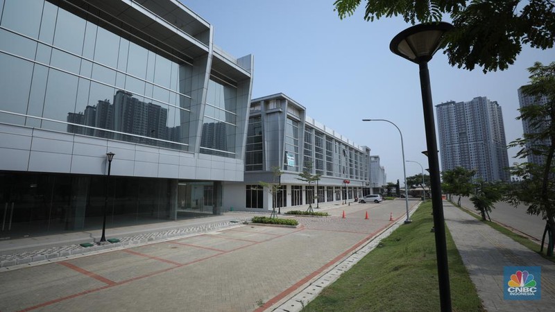 Suasana pembangunan properti di kawasan Pantai Indah Kapuk (PIK 2), Tangerang, Banten, Rabu (21/6/2023). (վ/Tri Susilo)
