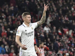 Balasan Toni Kroos Usai Disambut Dingin Penonton di Arab Saudi