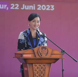 Alasan Warga RI Pilih Utang di Pinjol Ilegal: Tak Usah Bayar