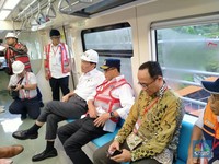 LRT Sempat Gangguan, Luhut: Jangan Terus Dibikin Ribut!