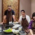 Ragu Kasih Uang Tip Atau Enggak, Begini Kata Pakar Etika