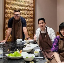 Ragu Kasih Uang Tip Atau Enggak, Begini Kata Pakar Etika