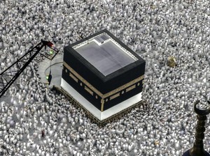 Arab Saudi Keluarkan Peringatan Bahaya di Mekkah dan 3 Wilayah Lain
