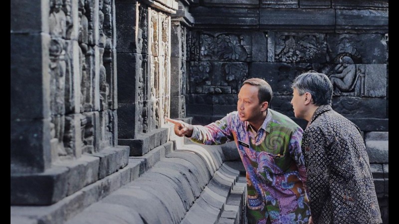 Kaisar Jeoang, Naruhito mengunjungi Candi Borobudur di Magelang, Jawa Tengah. Kaisar Jepang, Naruhito mengunjungi Candi Borobudur di Magelang, Jawa Tengah. (AP Photo/Slamet Riyadi)