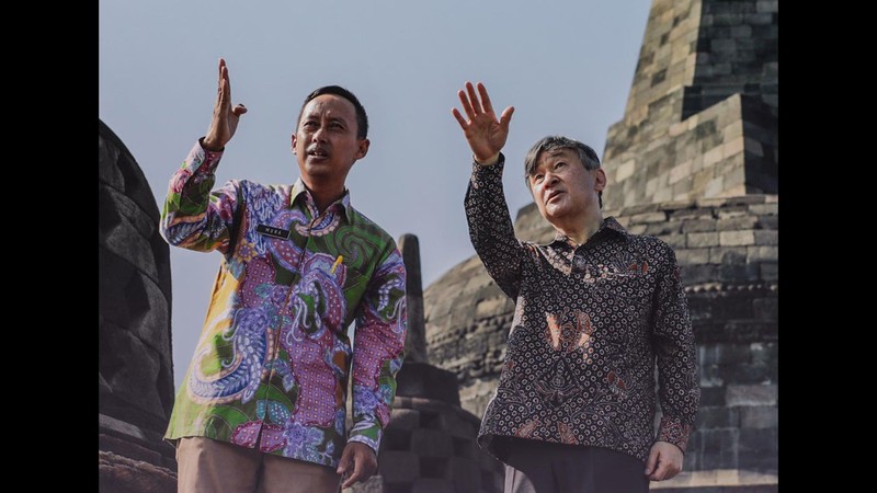 Kaisar Jeoang, Naruhito mengunjungi Candi Borobudur di Magelang, Jawa Tengah. Kaisar Jepang, Naruhito mengunjungi Candi Borobudur di Magelang, Jawa Tengah. (AP Photo/Slamet Riyadi)
