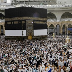 10 Amalan di Bulan Zulhijah Ini Pahalanya Setara Haji dan Umrah