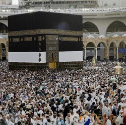 Arab Saudi Bakal Tutup Umrah Tahun Ini, Hanya Bisa Haji