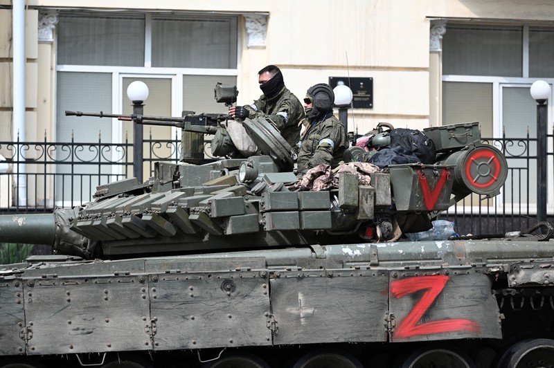 Kepala kelompok tentara bayaran Wagner Rusia Yevgeny Prigozhin akan melangsungkan pemberontakan bersenjata untuk menggulingkan menteri pertahanan Rusia. (REUTERS/STRINGER) Kepala kelompok tentara bayaran Wagner Rusia Yevgeny Prigozhin akan melangsungkan pemberontakan bersenjata untuk menggulingkan menteri pertahanan Rusia. (REUTERS/STRINGER)