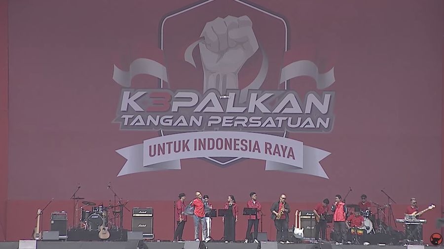 Marcell Siahaan dalam acara Partai PDI P di Jakarta. (Tangkapan layar Youtube)