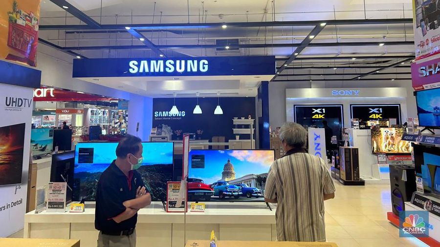 Transmart Cempaka Putih, Jakarta, Sabtu (24/6/2023). (CNBC Indonesia/Zefanya Aprilia)