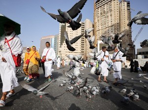 Umrah Backpacker Nggak Dilarang, tapi Risiko Buat Jemaah Rentan