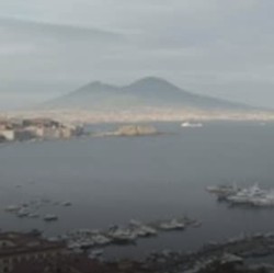 Mau Meletus, Potret Gunung yang Diyakini Buat Tsunami 33,5 M