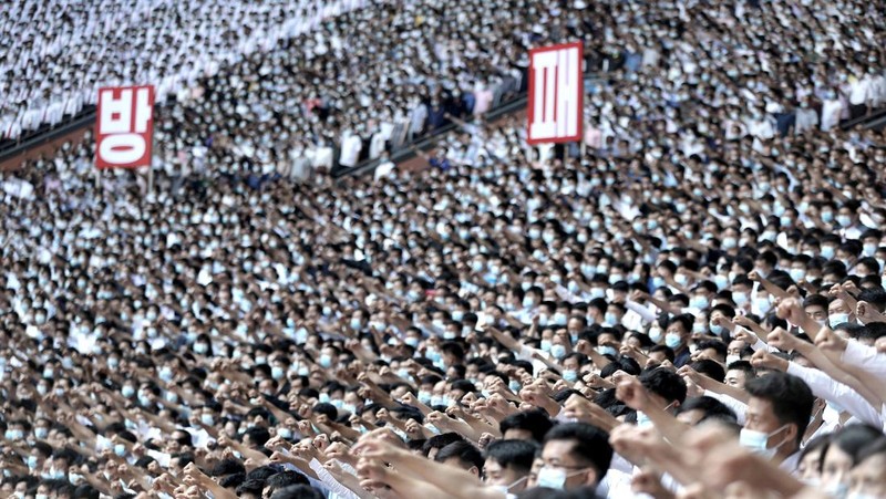People attend a mass rally denouncing the U.S. in Pyongyang, North Korea, June 25, 2023 in this photo released by North Korea's Korean Central News Agency (KCNA).   KCNA via REUTERS    ATTENTION EDITORS - THIS IMAGE WAS PROVIDED BY A THIRD PARTY. REUTERS IS UNABLE TO INDEPENDENTLY VERIFY THIS IMAGE. NO THIRD PARTY SALES. SOUTH KOREA OUT. NO COMMERCIAL OR EDITORIAL SALES IN SOUTH KOREA.