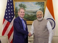 Seperti Elon Musk, Amazon Kesengsem India Janji Rp391 Triliun